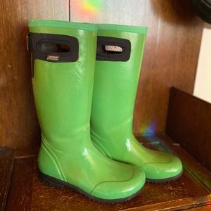 Bogs women’s boots. Water and snow